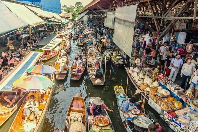Damnoen Saduak Floating Market & Railway Market Tour from Bangkok - What the markets feel like in practice