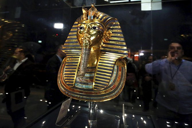 Day Tour to Giza pyramids sphinx Egyptian museum bazaar camel ride Nile cruise - What $95 includes and what it means
