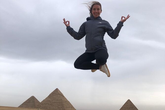 Day tour to Pyramids, Egyptian Museum and Bazaar from Cairo&Giza - Giza begins with the pyramids