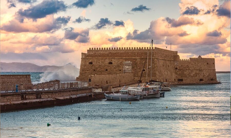 Day Trip To Heraklion City Center & Market & CretAquarium - Heraklion center from Liberty Square