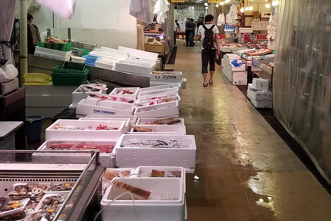 Deep Dive: Osaka Food Markets from Local to Luxurious! - Pulala Tenma and Tenma Ichiba