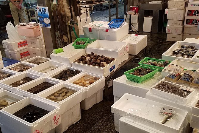Deep Dive: Osaka Food Markets from Local to Luxurious! - Doguyasuji: the practical side of Osaka food