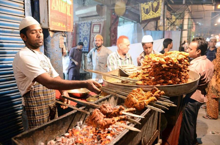 Delhi Markets: A Cultural Shopping Experience with an Expert - Matia Mahal near Jama Masjid