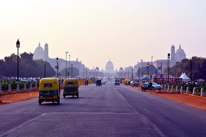 Delhi Private City Tour With Spice Market In 8 Hours - By Car - Lotus Temple and a Change of Mood