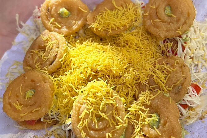 Delicious Food Trail: Explore Sowcarpet Market's Culinary Delight - What you may taste along the route