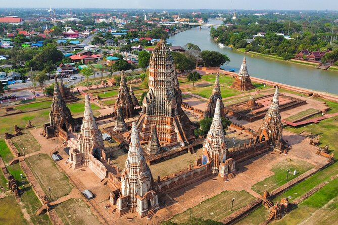 Discover Ayutthaya at Sunset: Historic Temples & River Cruise - Wat Chaiwatthanaram before the light fades
