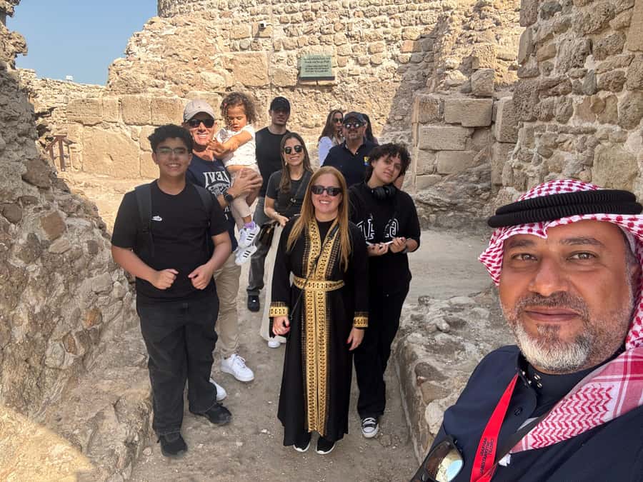 Discover Bahrain: Private Guided City Tour with Lunch - Bab Al Bahrain and the Manama Souq