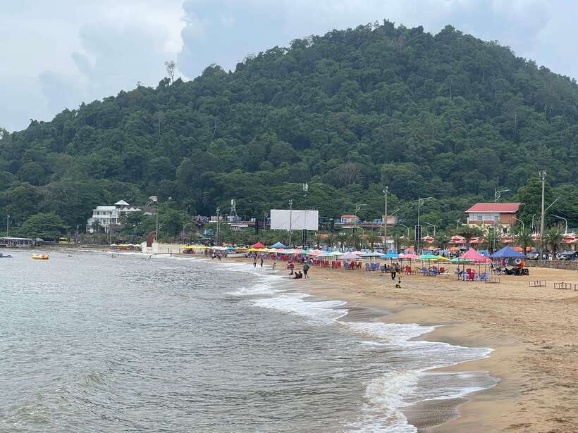 Discover kampot country side full day tour; kep crab market - Secret Lake and the slower countryside