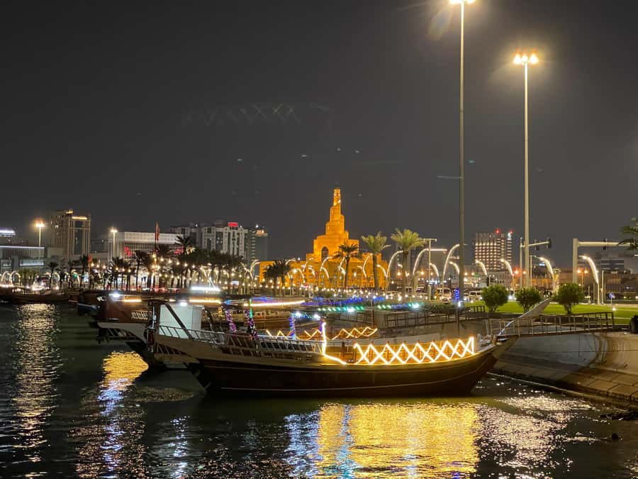Doha: Guided City Tour to Souq Waqif, katara & pearl-island - The National Museum of Qatar: the tour’s main history stop