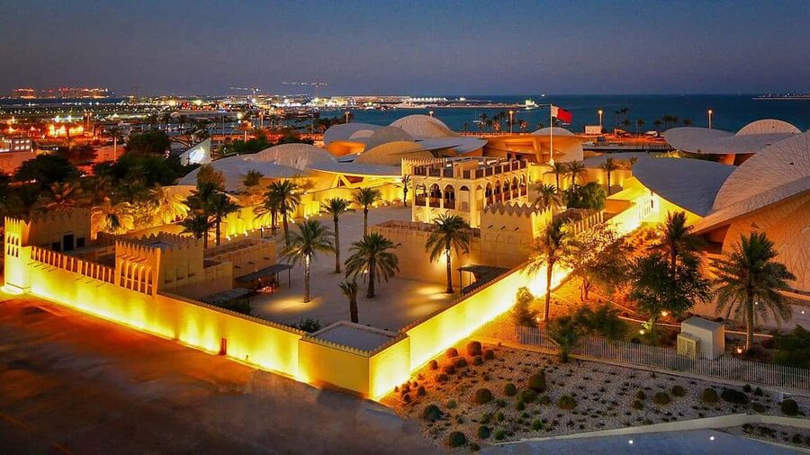 Doha: Night City Tour |Corniche |katara |Souq Waqif |Pearl - Katara Cultural Village and its religious architecture