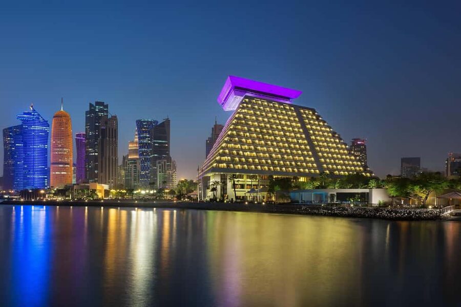 Doha: Night City Tour |Corniche |katara |Souq Waqif |Pearl - What the $25 price really buys you