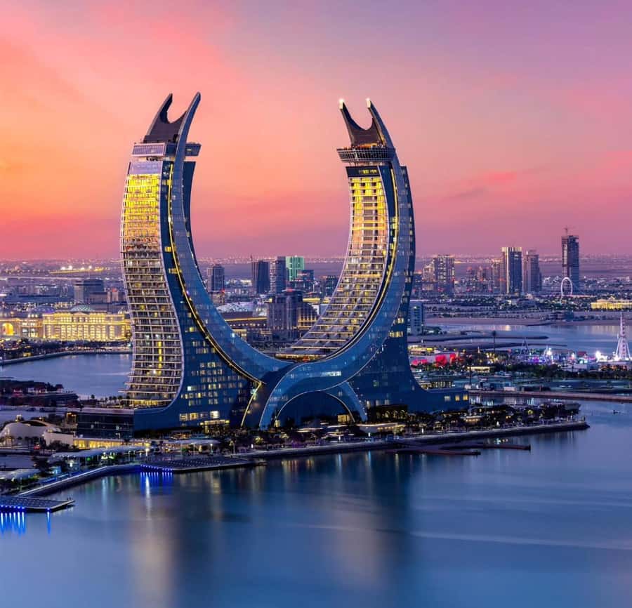 Doha: Private City Tour with Souq Waqif,Katara,The pearl etc - Transport, Pickup, and the Private Format