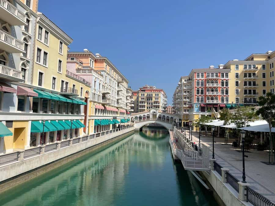 Doha: Souq Waqif/The Pearl Island/Katara 4 Hour Private Tour - Why this four-hour route works