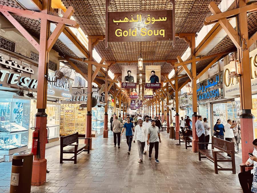 Dubai: Authentic Old Town, Souks, Tastings & Abra Boat Tour - Crossing Dubai Creek by abra