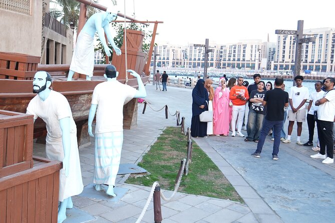 Dubai City Tour Old Town, Abra Taxi Boat, Gold & Spice Market - Bur Dubai Old Souk and the textile market