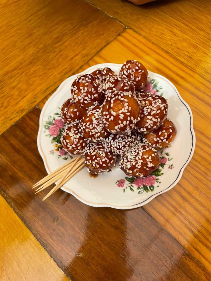 Dubai Food Tour: 4 Cuisines, Souks & Street Bites - Gold and Spice Souks close the afternoon