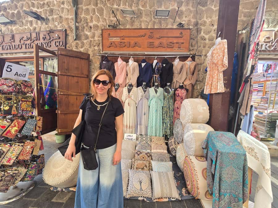 Dubai: Guided City Walking Tour to Spice and Gold Souk - Coffee, conversation, and the Coffee Museum