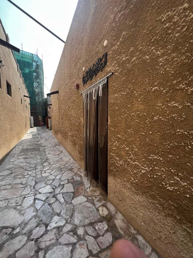 Dubai Old Town, Creek, Abra boat, Souks Guided walking Tour - Traditional village, Al Fahidi Fort, and Al Souq Al Kabeer