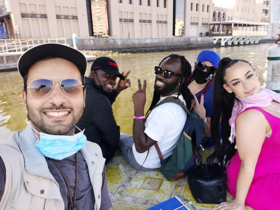 Dubai Old Town, Creek, Abra boat, Souks Guided walking Tour - Heat, walking, and what to bring