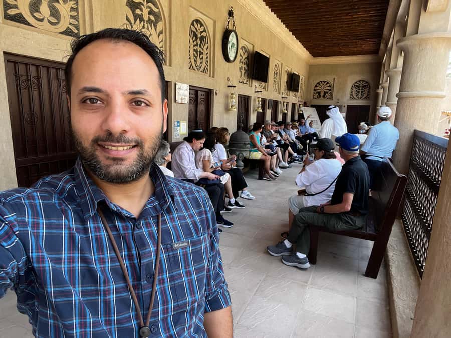 Dubai Old Town, Creek, Abra boat, Souks Guided walking Tour - Starting at Al Seef and entering Al Fahidi