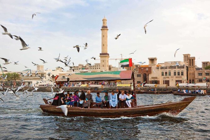 Dubai Old Town, Culture, History, Street food and Souks Tour - Street food, tea, dates, and shopping advice