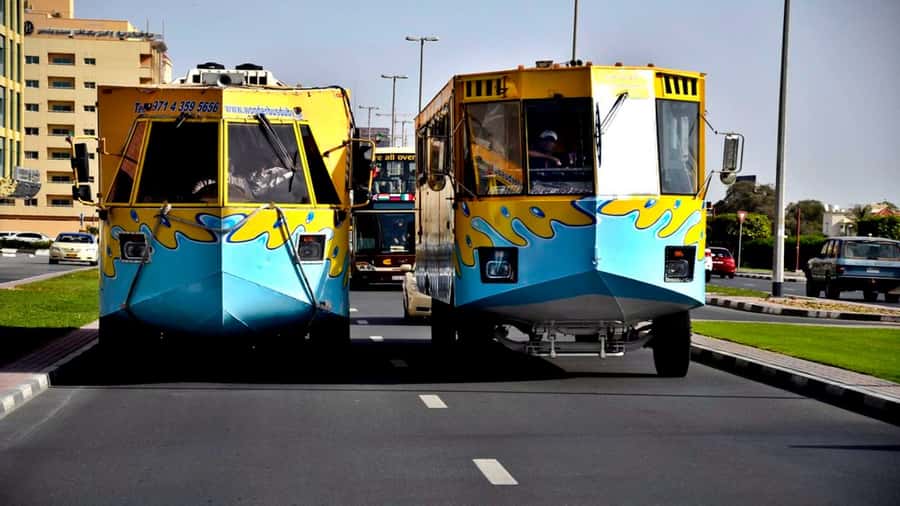 Dubai: Old town tour with Wonder Bus, souks, Creek and Guide - Practical advice for choosing your place in the day
