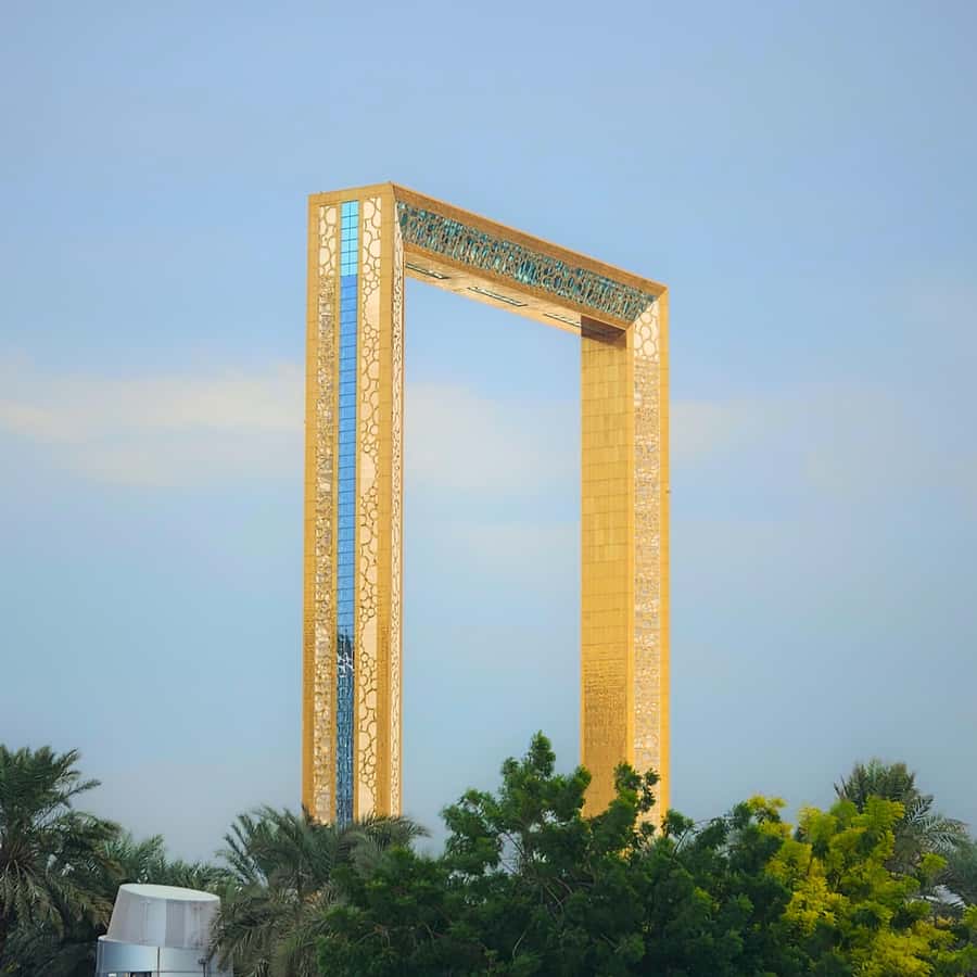 Dubai:Private Frame Entry, Mosque, Souks, Tastings& transfer - The Blue Mosque and a Change of Pace