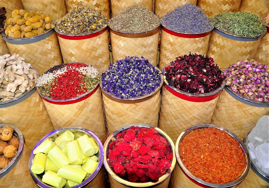 Dubai:Private Frame Entry, Mosque, Souks, Tastings& transfer - Who Should Book This Dubai Tour?