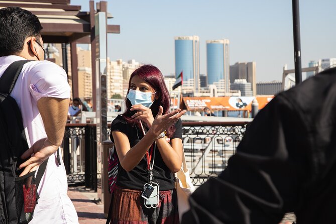 Dubai Souks, Food & Culture Walking Tour - A sit-down Emirati meal in Al Fahidi