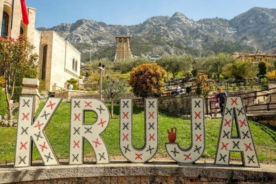 Durres/Golem: Kruja Castle & Bazaar with Traditional Lunch - Key points at a glance