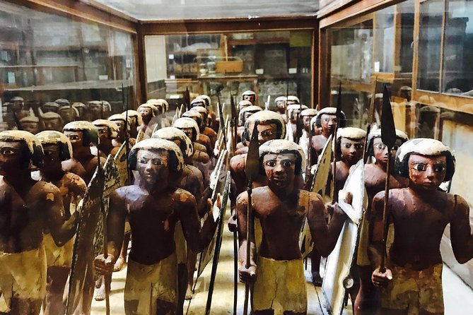 Egyptian Museum and Giza Pyramids and khan el khalili market and bazzar - What the $40 price really offers