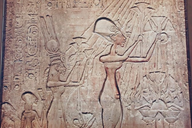Egyptian Museum and Giza Pyramids and khan el khalili market and bazzar - The guide makes or breaks the day