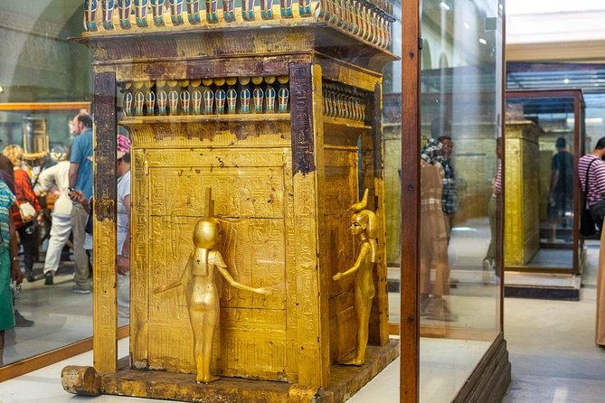 Egyptian Museum Citadel and Khan Khalili Bazaar day tour - Two hours among the shops of Khan El Khalili