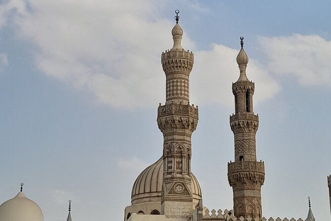 Emam ElShafei , Mosques of Ala-Elbayt and Khan Elkhalili Market - The private format and pace