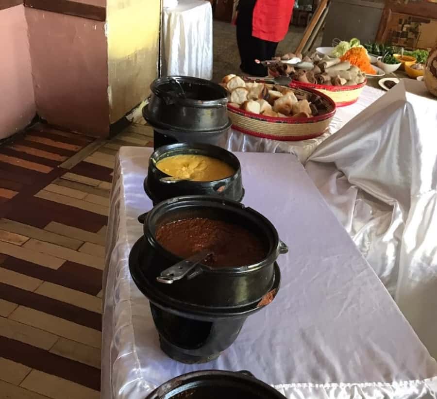 Ethiopian Culinary Tour - Market, Coffee Ceremony and More - Guides, transport, and the six-hour rhythm