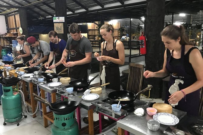 Evening Cooking Class in Organic Farm with Local Market Tour - A five-hour evening built around Thai food