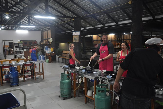 Evening Cooking Class in Organic Farm with Local Market Tour - Your own station makes the cooking genuinely hands-on