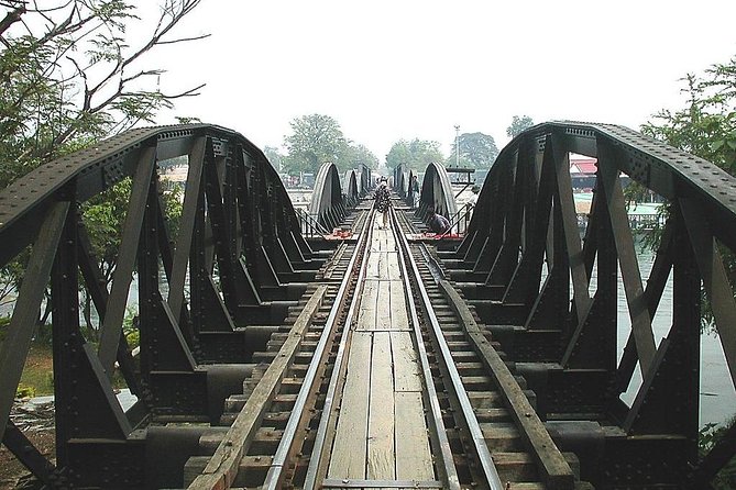 Exclusive Floating Market & River Kwai Private Experience - Kanchanaburi War Cemetery and respectful sightseeing