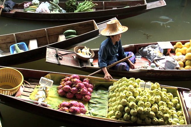 Explore Thailand’s Floating Market with Paddle Boat Adventure - Arriving at Damnoen Saduak Floating Market