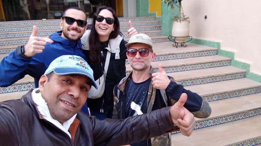Fes: Royal Palace, Madrasa, Tannery & Souks and Medina Tour - What the pace and group experience feel like
