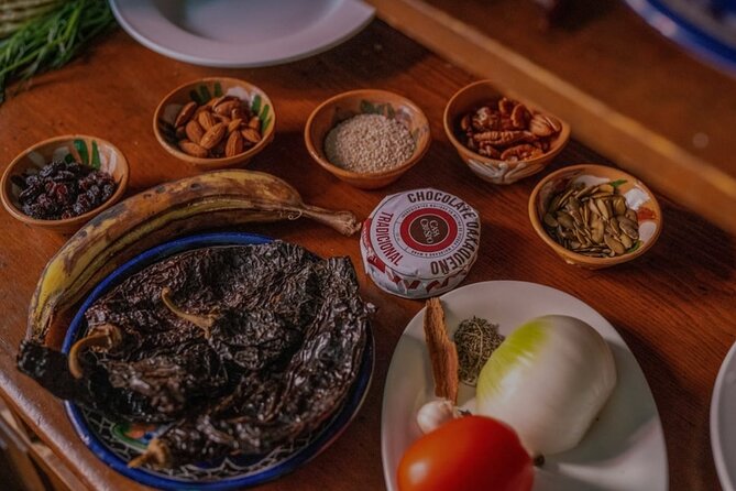Flavors of Oaxaca: Cooking Class with No Set Menu and Local Market Tour - What You Actually Learn at the Worktable