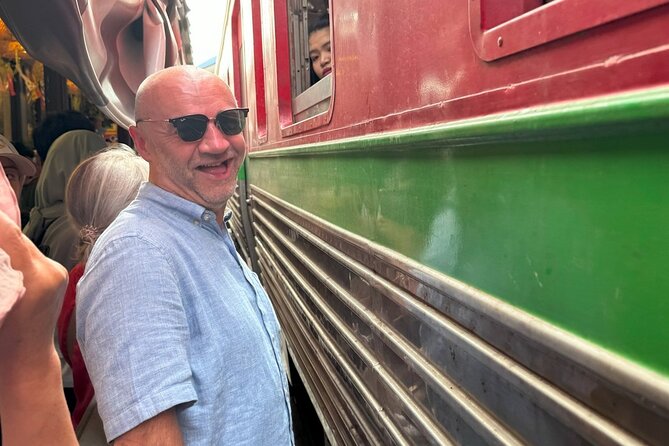 Floating Market and Railway Market Private Tour VIP Transport - An early start from Bangkok