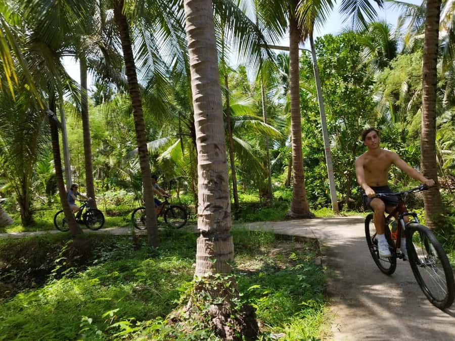 Floating Market Full-Day Bicycle Tour from Bangkok - Starting from Bangkok before the heat builds