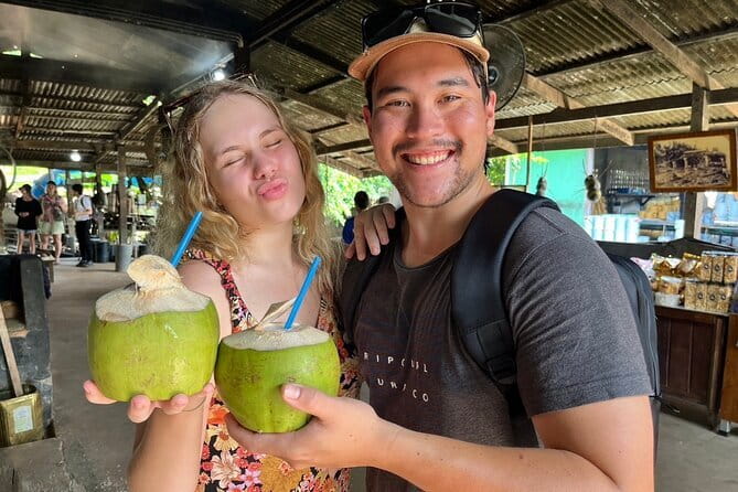 Floating Market & Railway Market Private Tour - Key details before you book
