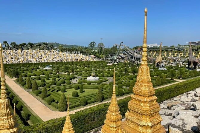 Floating Market & Railway Market Private Tour - Guides, drivers, and the private format