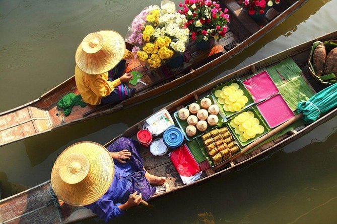 Floating Market - Train Market - Flower Market and China Town - Damnoen Saduak and the case for a guide