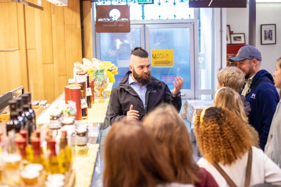 Florence: Grocery Market Food Tour and Tastings with a chef - Walking beyond the stalls for wine and bruschetta