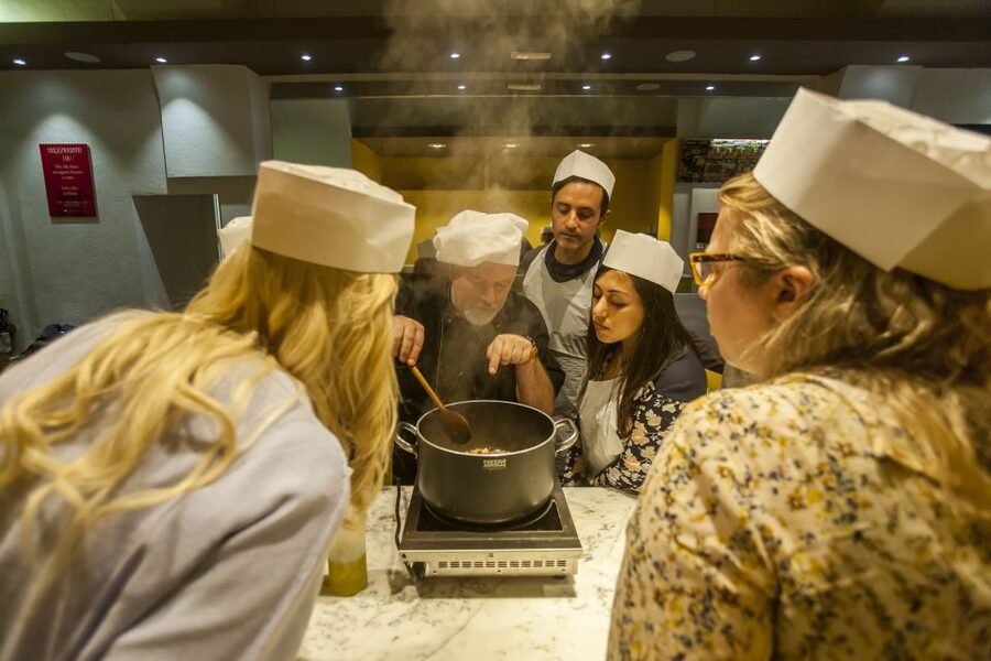 Florence: Market to Table Cooking Lesson - Who should book this cooking lesson?