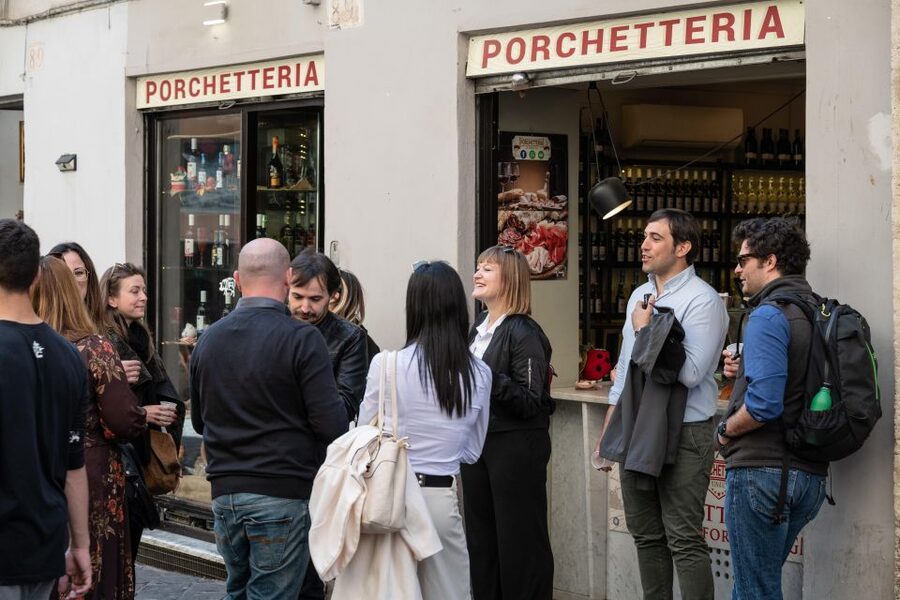Florence Street Food Tour: Central Market & Duomo Area - Schiacciata and Tuscan cured meat