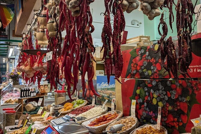 Florence Street Food Walking Tour with wine in Duomo Area - Mercato Centrale turns food shopping into a lesson